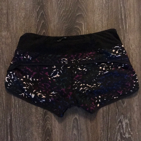 Lululemon Speed Shorts - Picture 2 of 3